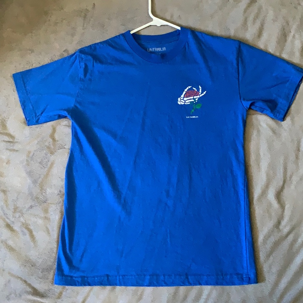 La Familia t shirt, size small